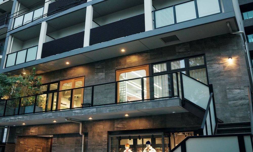 OM's poka 店舗外観